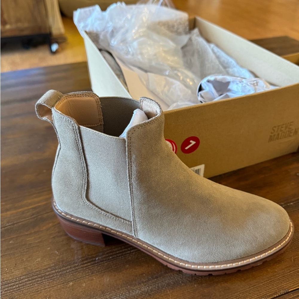 Steve Madden Dorothea Ankle Boot